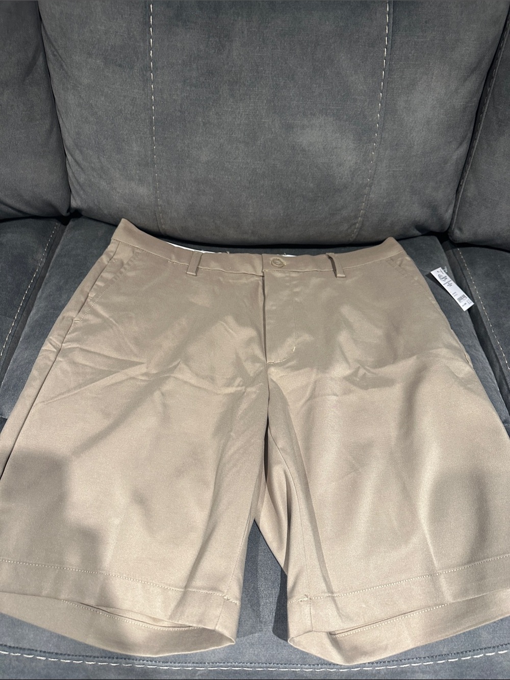 Amazon Essentials Flat Front KhakiShorts